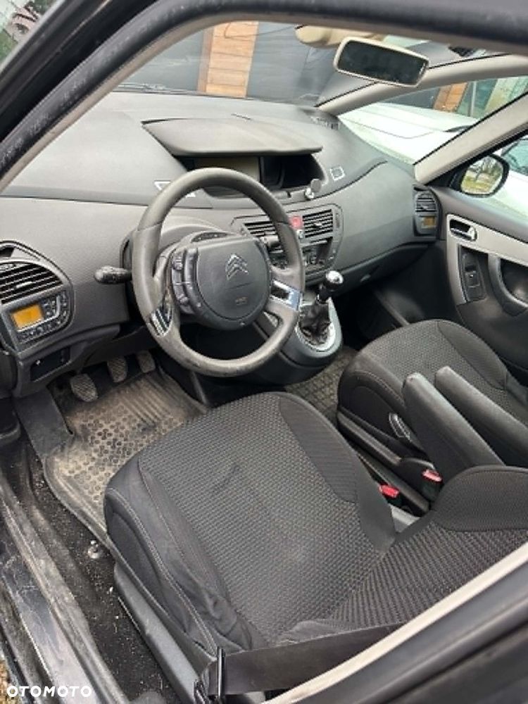 Citroen C4 Picasso 2010 photo 5