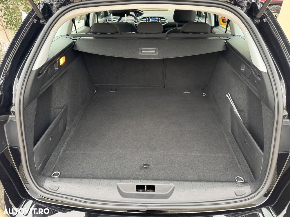 Peugeot 308 BlueHDi 130 Stop & Start Active Pack - 9