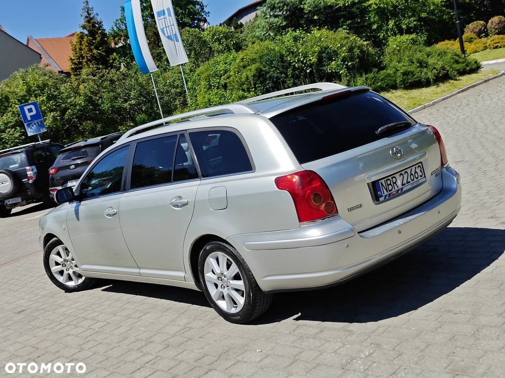 Toyota Avensis 2.0 VVT-i Travel - 6