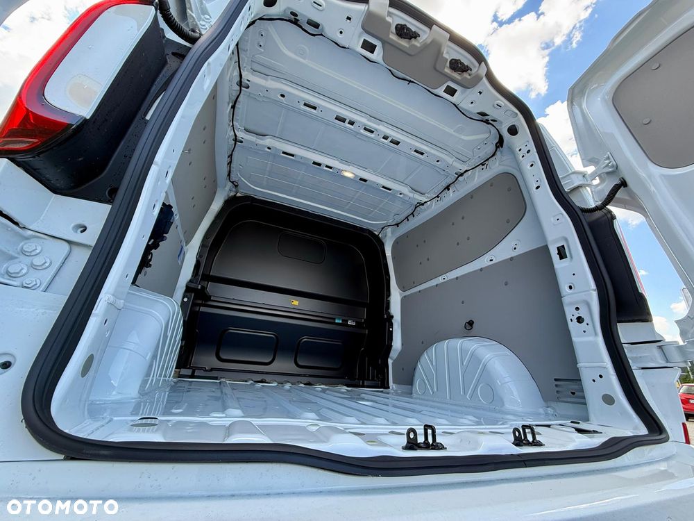 Volkswagen Transporter Furgon Plus - 31