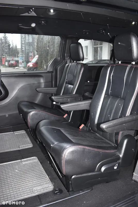 Dodge Grand Caravan 3.6 R/T - 24