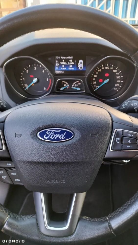 Ford Focus 1.5 TDCi SYNC Edition - 14