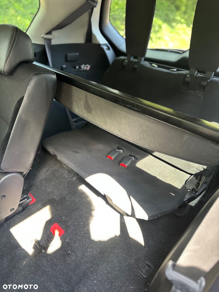 Mitsubishi Outlander 2.0 DID Intense + SE - 14