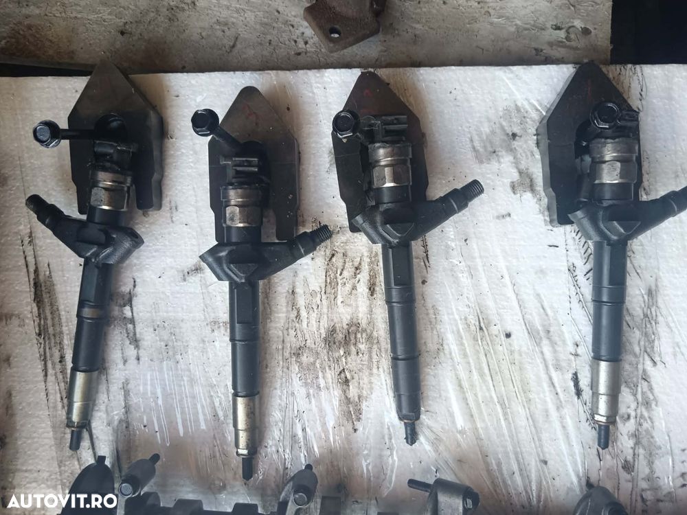 INJECTOARE NISSAN CABSTAR, NAVARA, PATHFINDER 2.5 D 2006-2010 16600 mb40a - 1