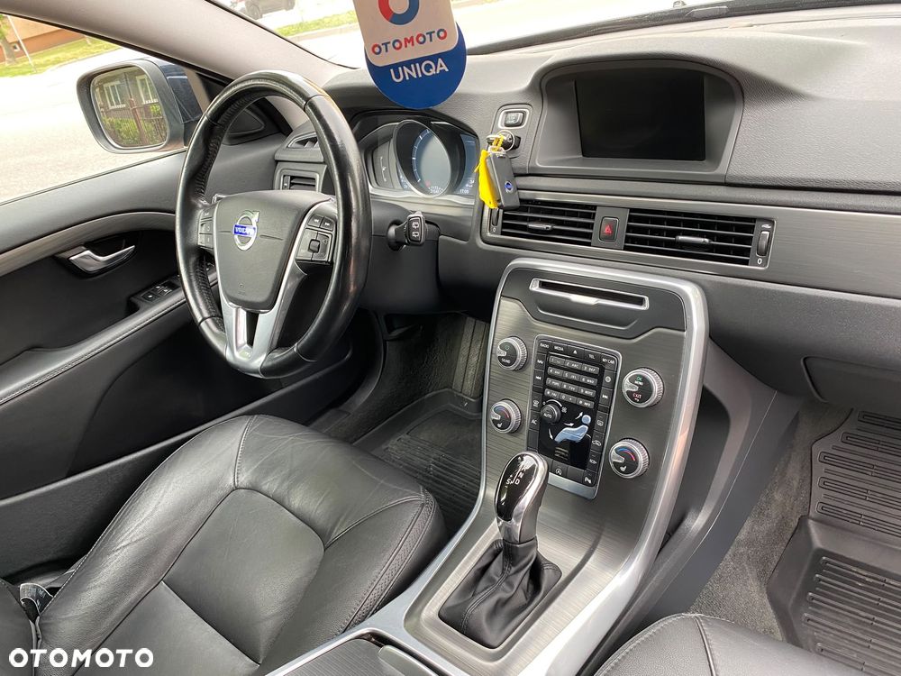 Volvo XC 70 D4 Geartronic Momentum - 6