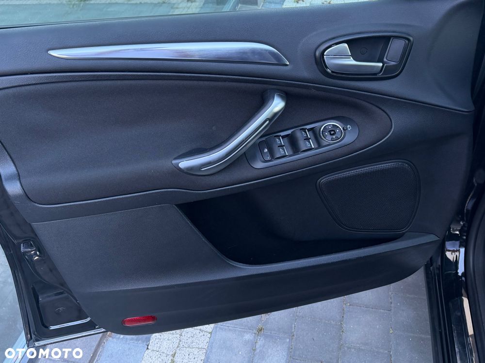 Ford S-Max 2.0 TDCi Titanium - 35