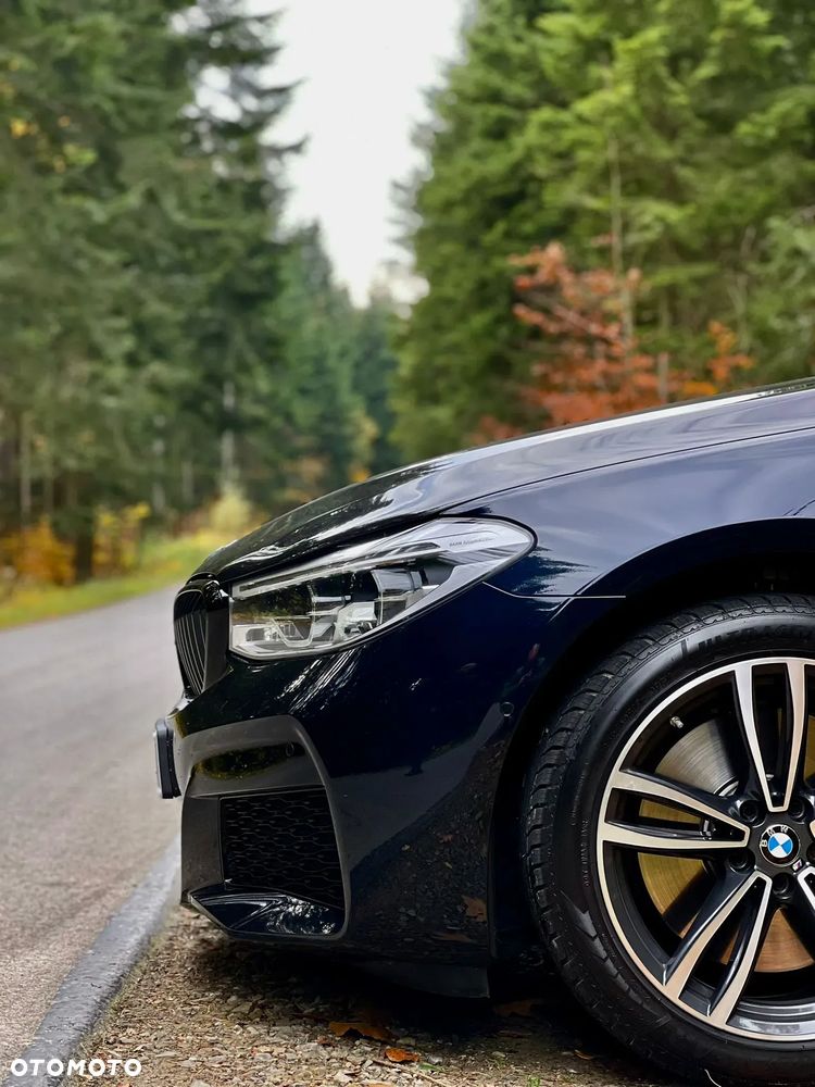 BMW 6GT - 7