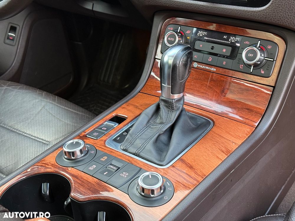 Volkswagen Touareg 3.0 V6 TDI DPF Automatik Individual - 13