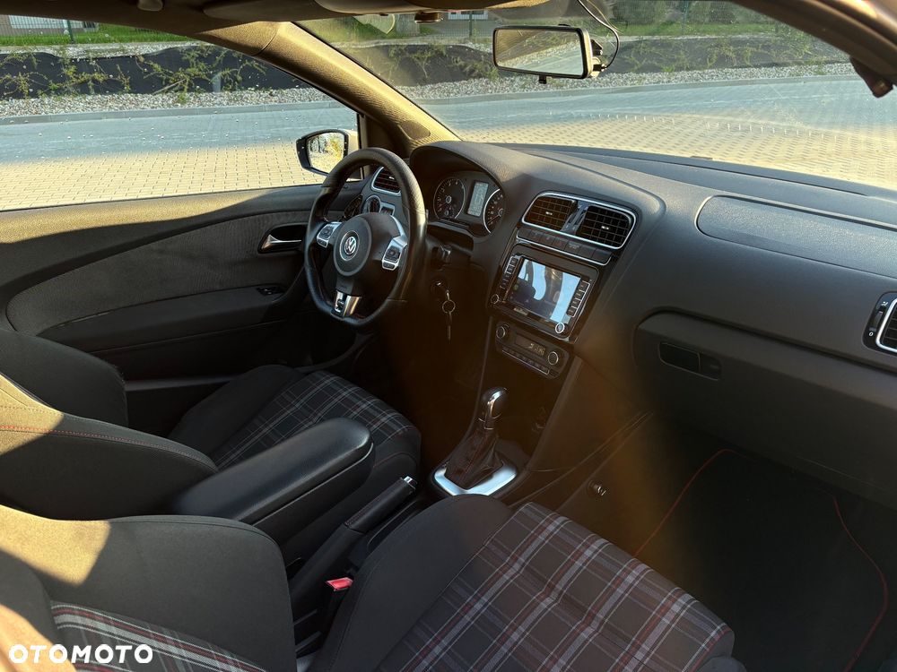 Volkswagen Polo 1.4 TSI GTI DSG - 11