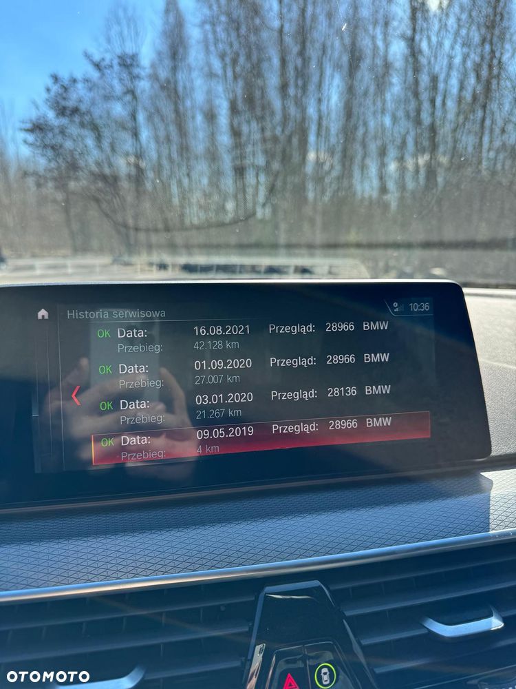 BMW Seria 5 520d xDrive - 21