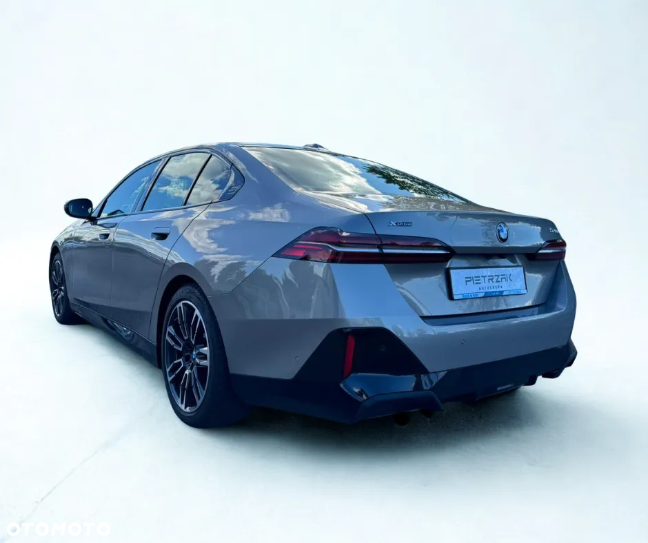 BMW Seria 5 - 8