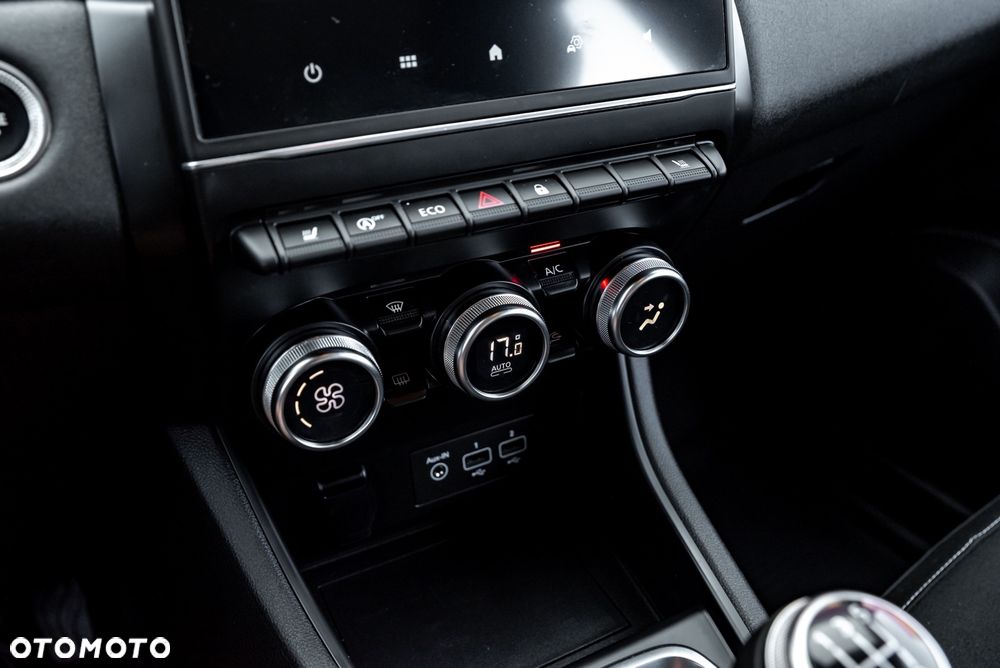 Renault Captur TCe 100 INTENS - 35