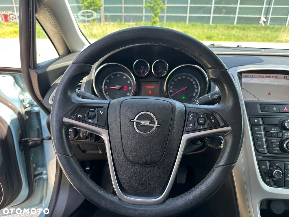 Opel Astra 1.6 Turbo Edition - 18