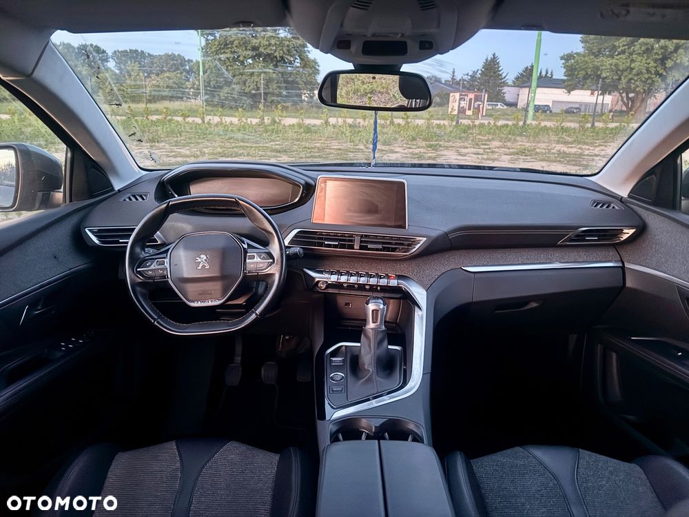 Peugeot 5008 - 5
