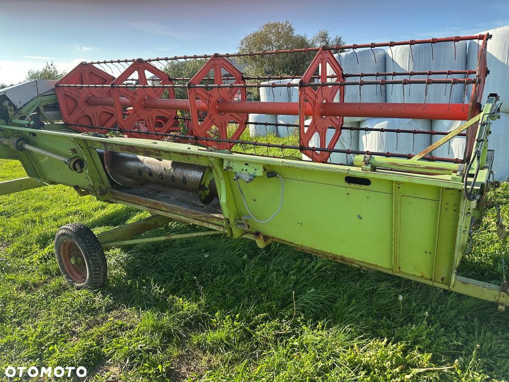 Claas Medion 310 - 15