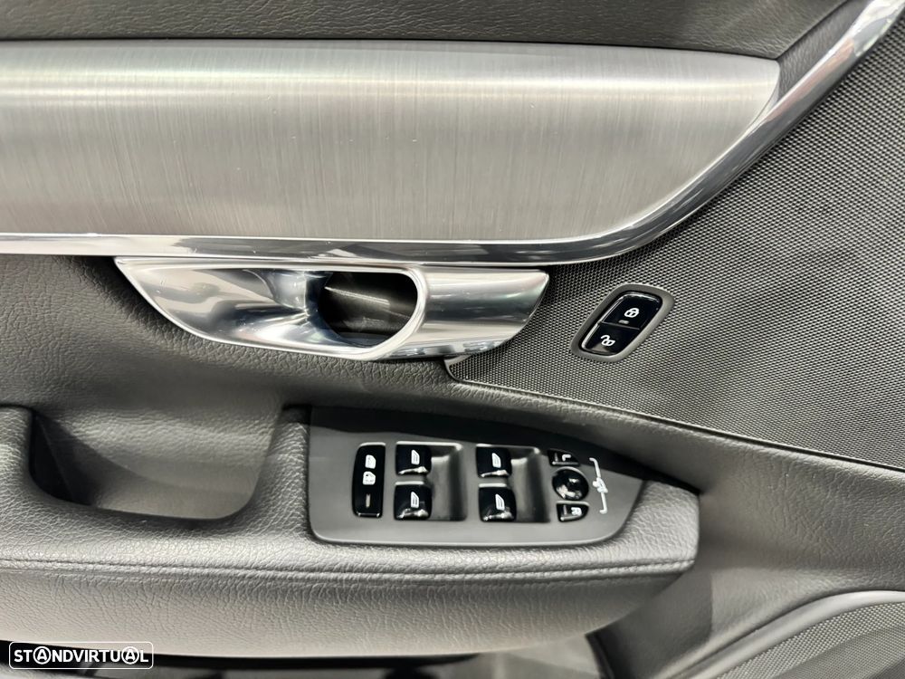 Volvo S90 2.0 T8 Momentum AWD Geartronic - 14