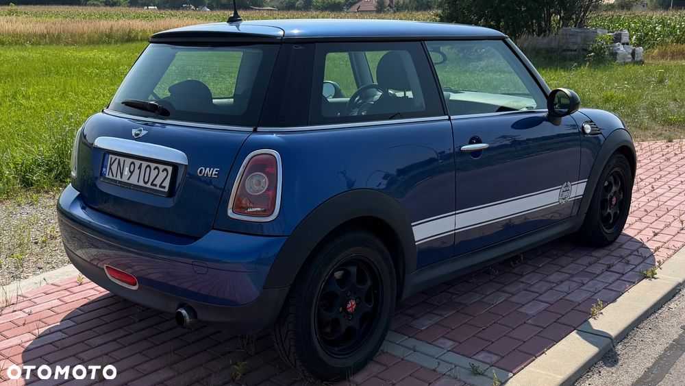 MINI ONE - 5