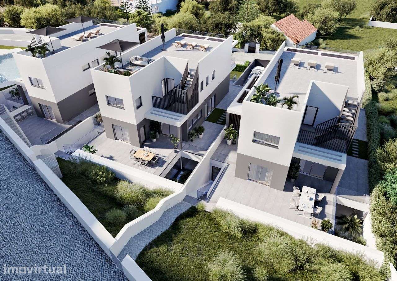 Lote para V4 aprovado localização privilegiada no centro urbano - Grande imagem: 2/27