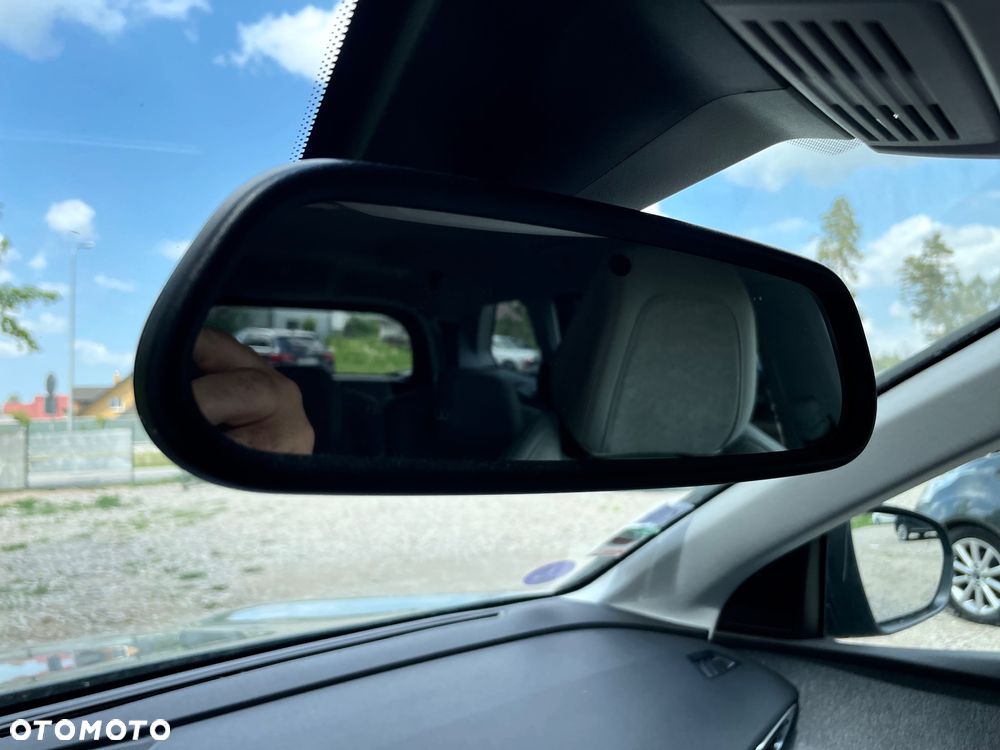 Peugeot 5008 THP 165 EAT6 Allure - 27