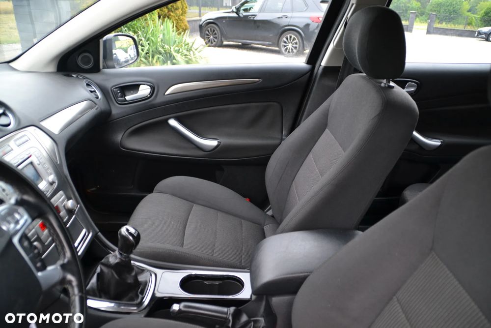 Ford Mondeo 2.0 Viva Titanium - 28