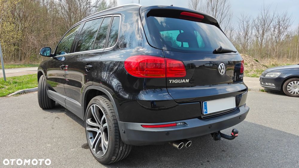 Volkswagen Tiguan 2.0 TDI DPF 4Motion BlueMotion Technology DSG Exclusive - 9