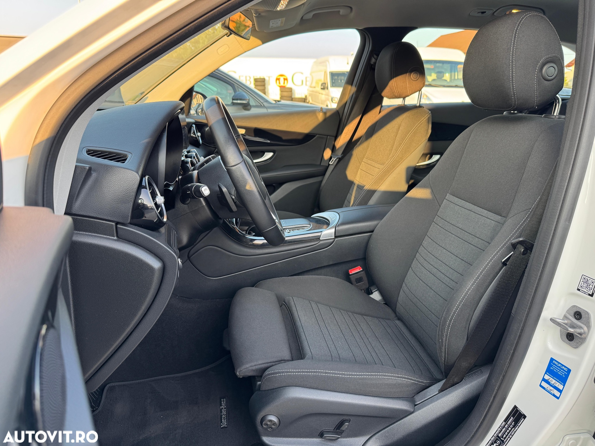 Mercedes-Benz GLC 200 d 4Matic 9G-TRONIC - 22