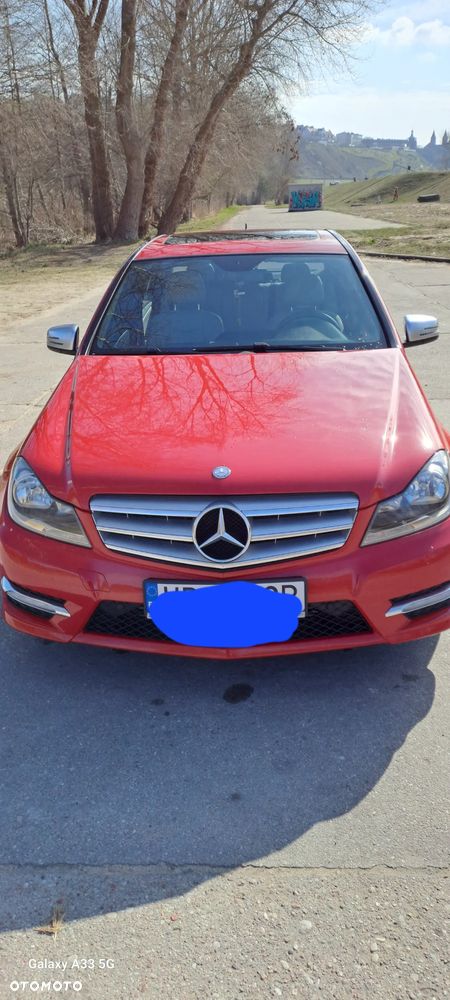 Mercedes-Benz Klasa C 250 CGI BlueEff Avantgarde - 13