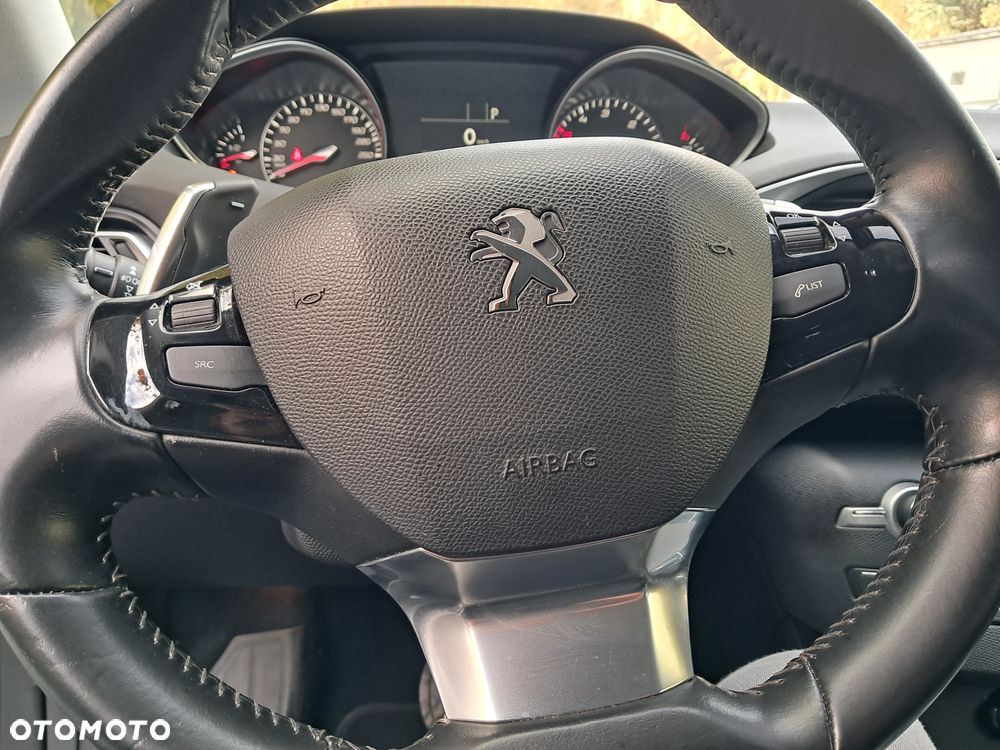 Peugeot 308 1.5 BlueHDi Business S&S EAT8 - 20