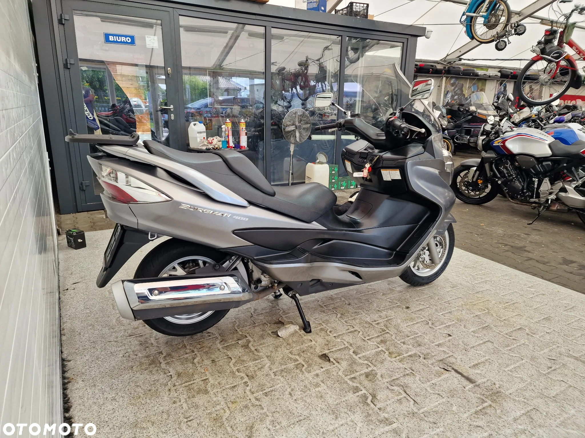 Suzuki Burgman - 14