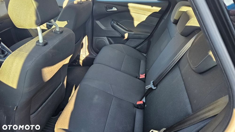 Ford Focus 1.5 TDCi SYNC Edition - 9