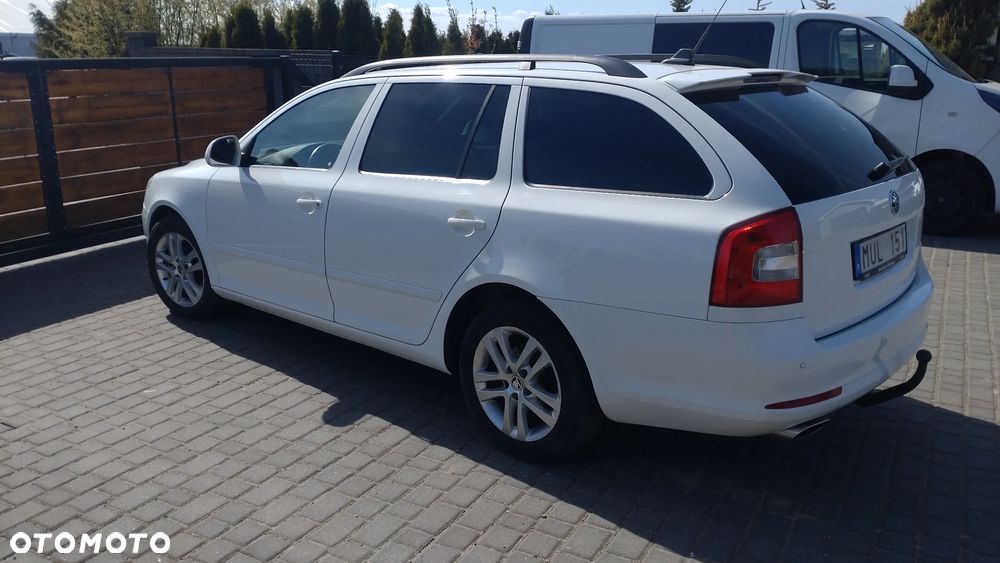 Skoda Octavia 2.0 TDI Ambiente DSG - 3