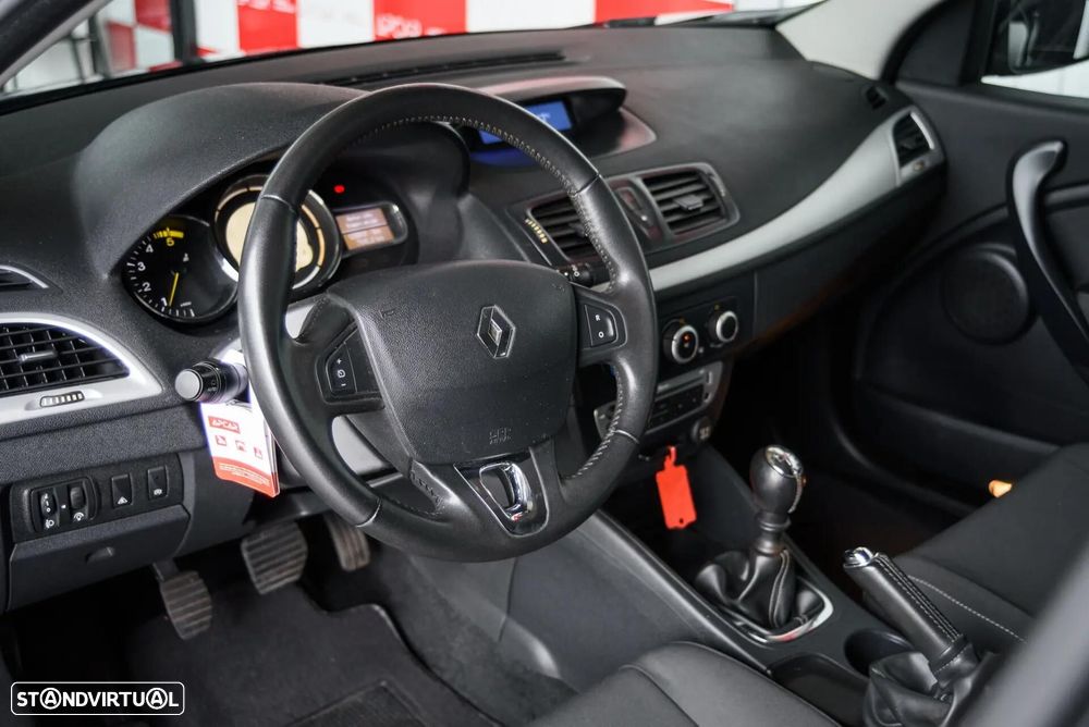 Renault Mégane 1.5 dCi Dynamique - 17