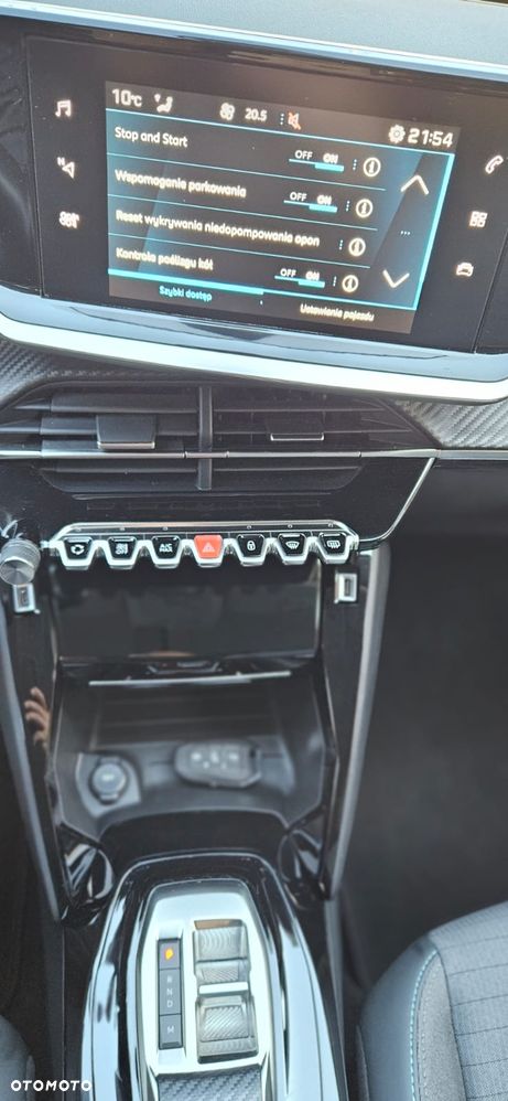 Peugeot 208 - 20