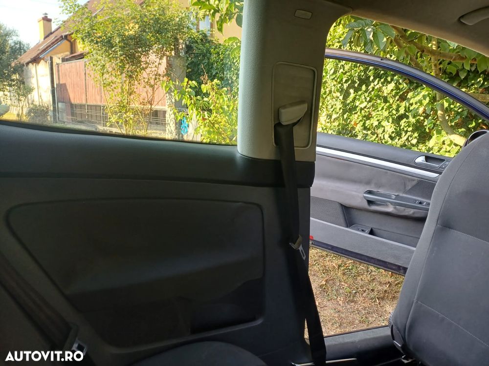 Volkswagen Golf 1.6 Tour - 24