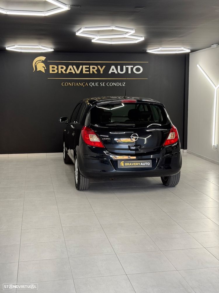 Opel Corsa 1.2 Cosmo - 12