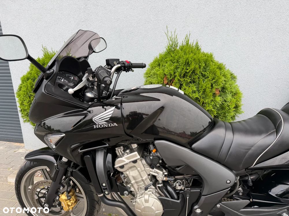 Honda CBF - 32