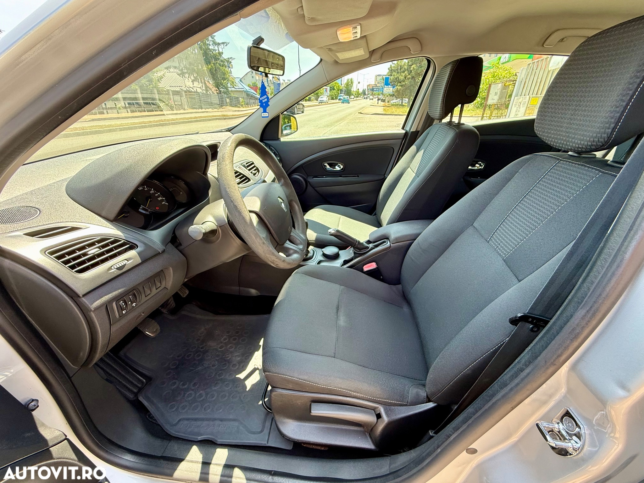Renault Megane 1.5 dCi Authentique - 5