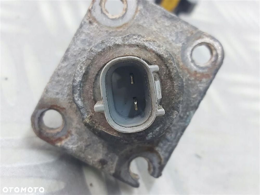 Czujnik pedału sprzęgła Toyota Corolla Verso :2004-2009 R 2,0 D 115KM - 3