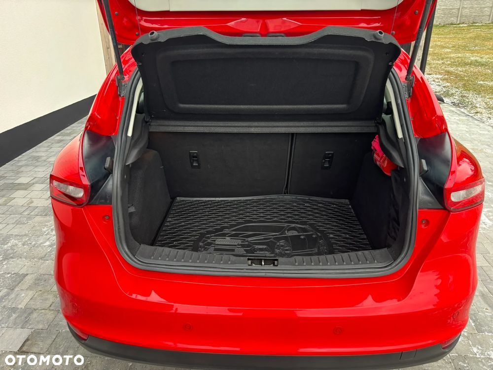 Ford Focus 1.5 TDCi DPF Start-Stopp-System Business - 10