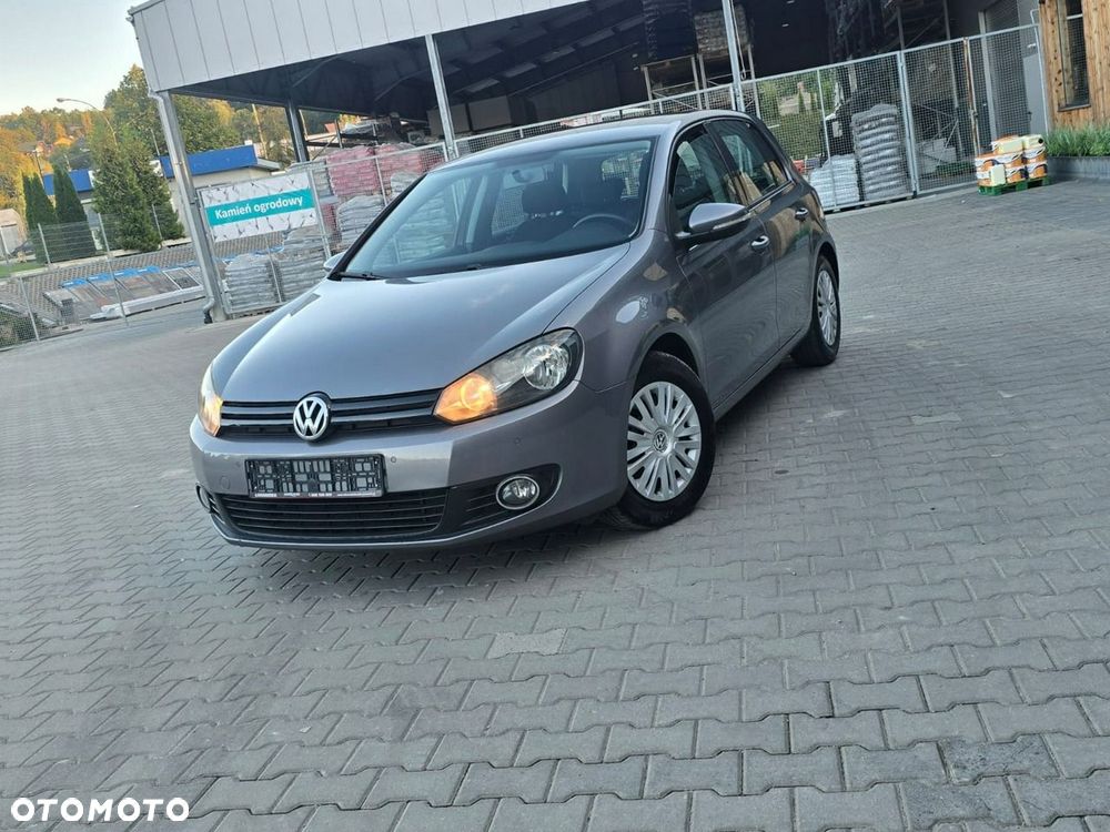 Volkswagen Golf - 2