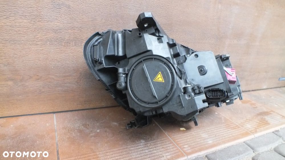 Bi Xenon lewy Mercedes B klasa W246 8200139 - 7