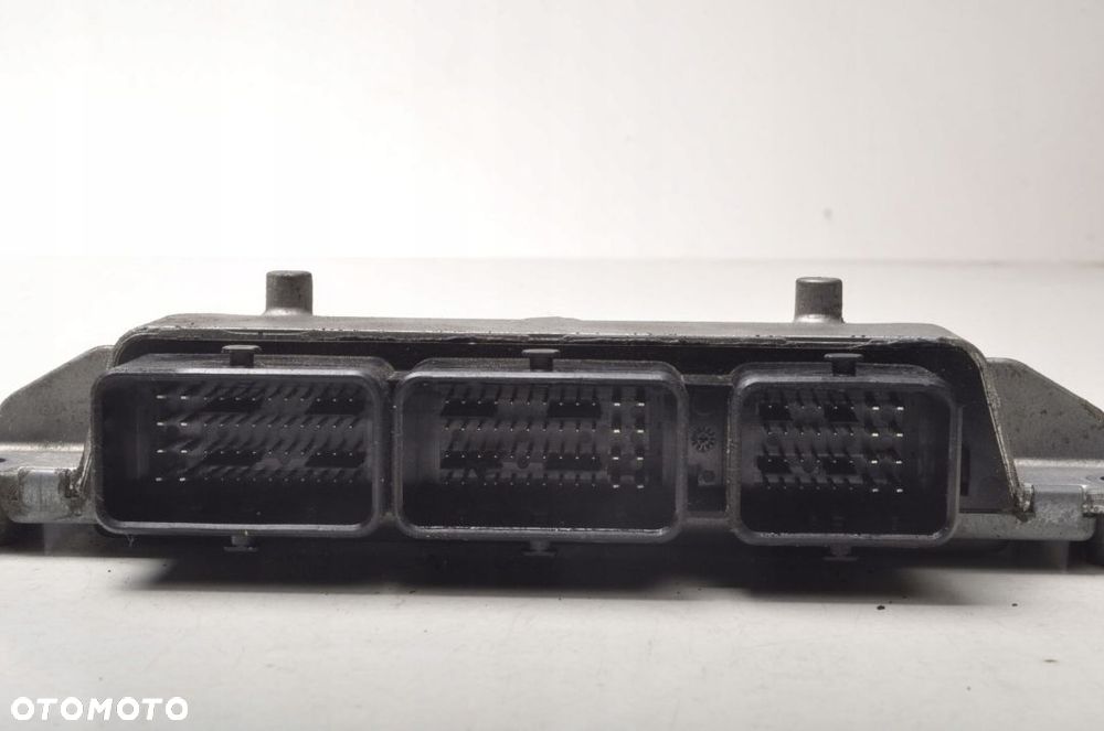 FIESTA MK7 1.6 KOMPUTER SILNIKA F1B1-12A650-YB - 3