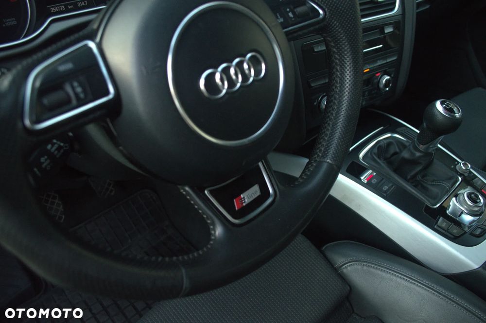Audi A4 Avant 2.0 TDI - 14