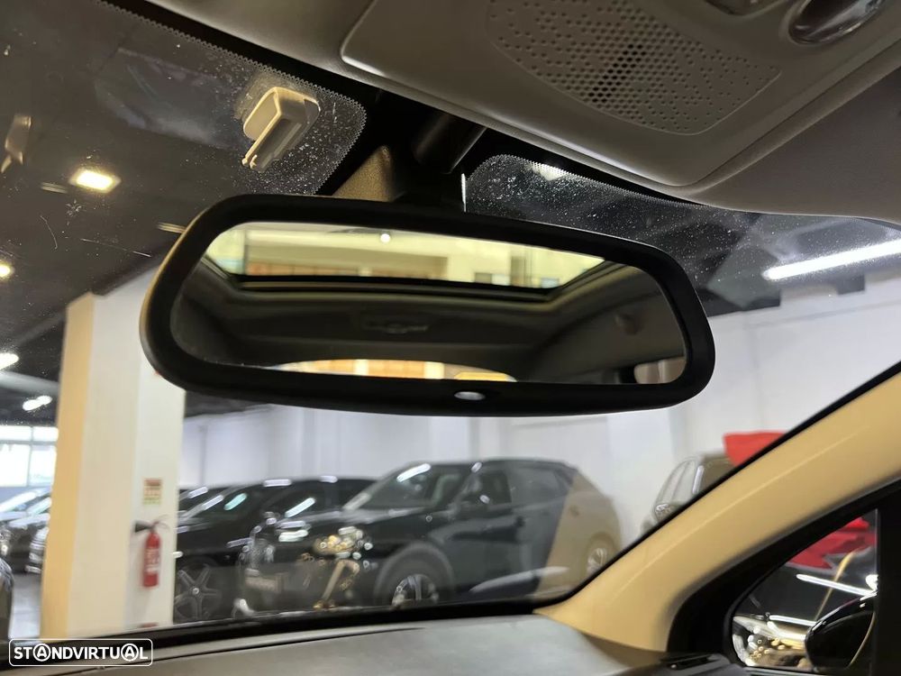 Peugeot 2008 1.2 PureTech GT - 44