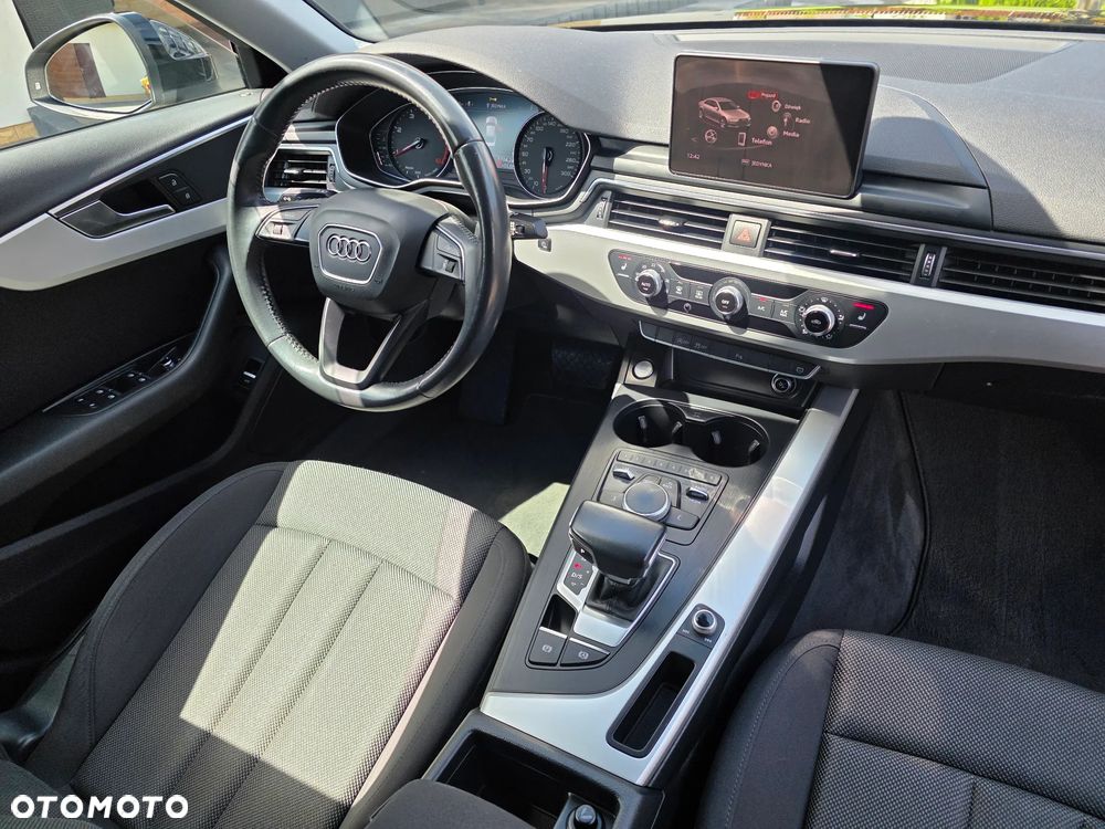 Audi A4 Avant 35 TDI S tronic - 16