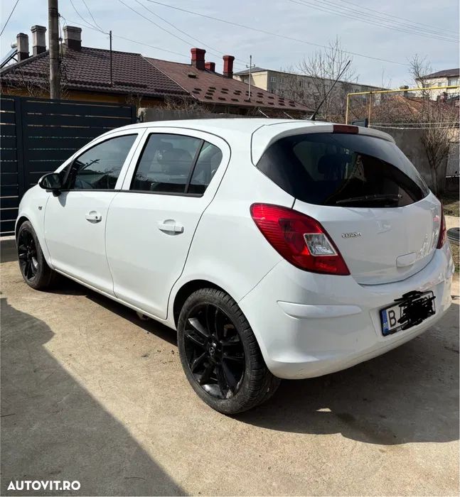 Opel Corsa - 3