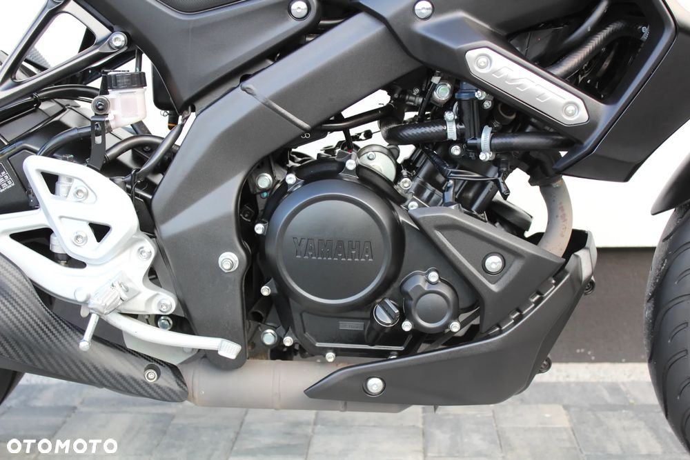 Yamaha MT - 15