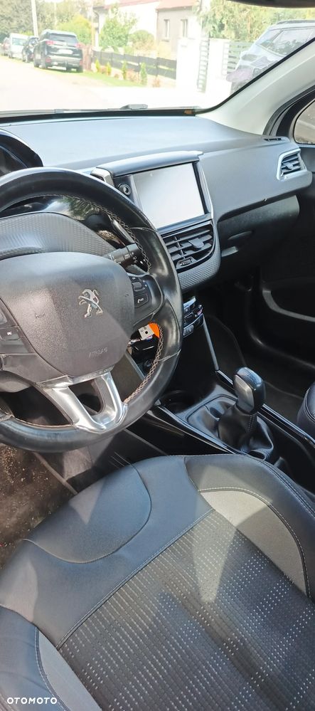 Peugeot 2008 - 5