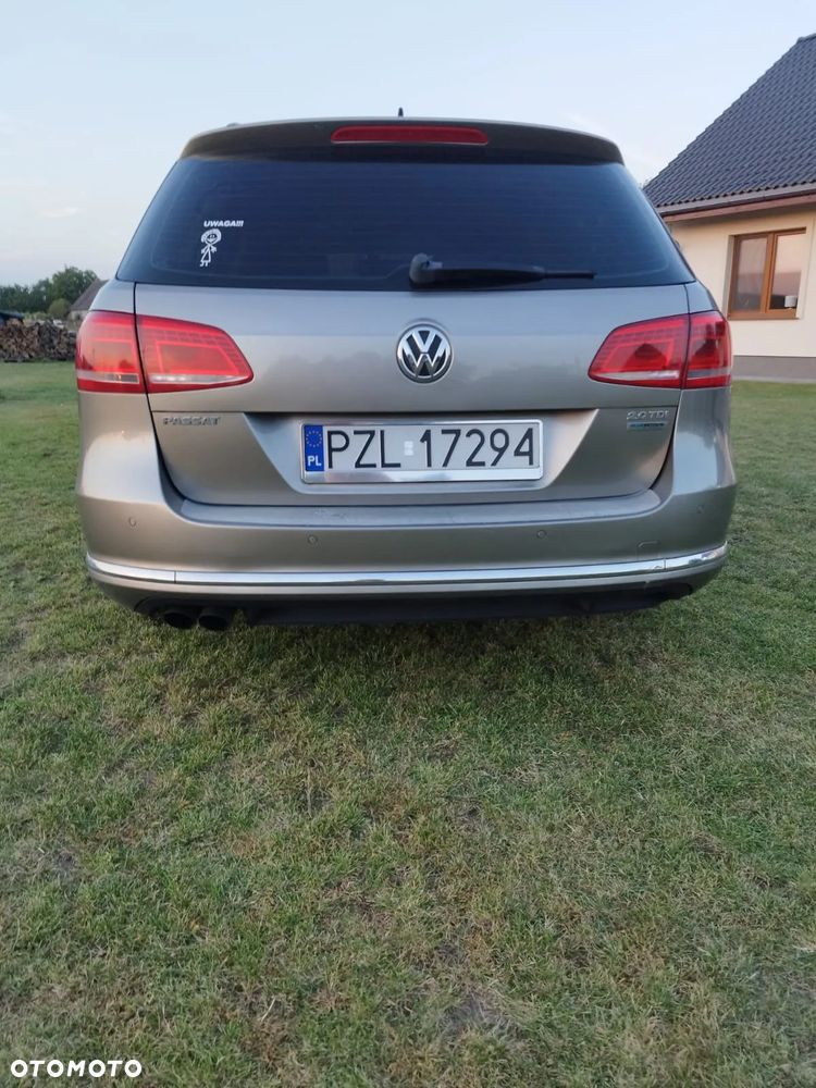 Volkswagen Passat 2.0 TDI Comfortline DSG - 6
