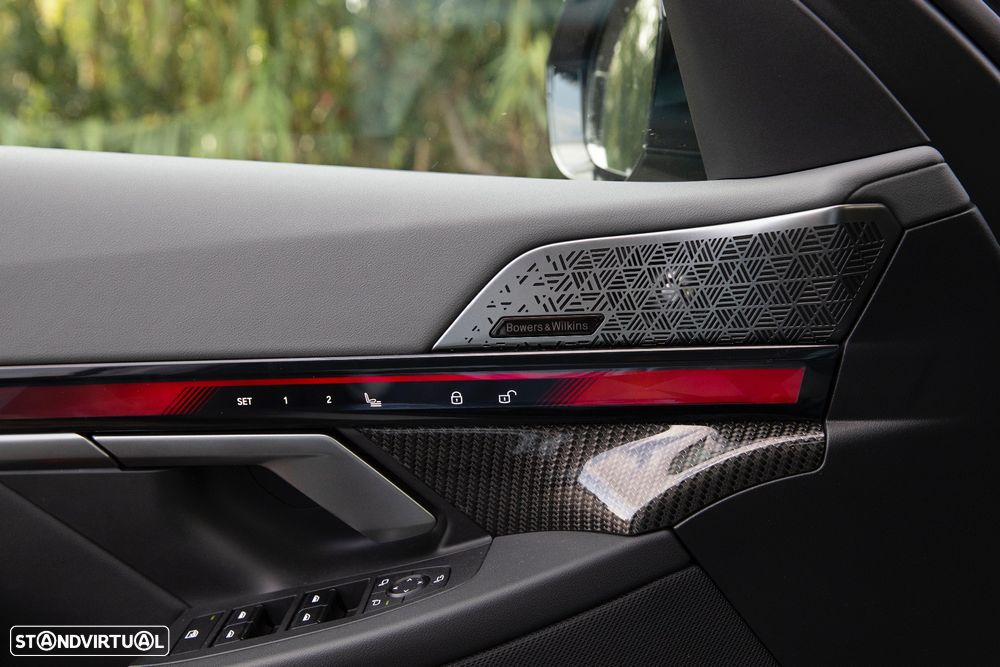 BMW i5 M60 xDrive Pack Desportivo M Pro - 29